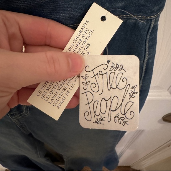 NWT We The Free Just Float On Flare Jeans - Picture 10 of 16